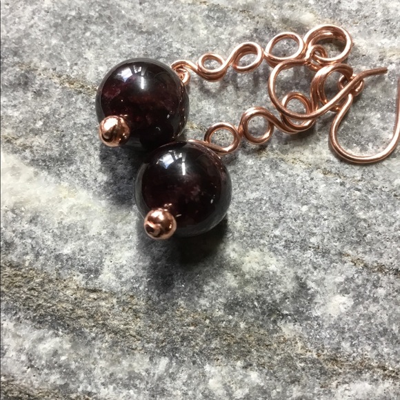 high grade genuine red garnet copper earrings - Picture 5 of 6